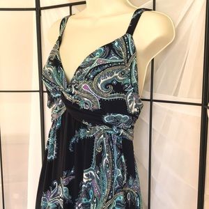 TAHARI Long dress, size Large